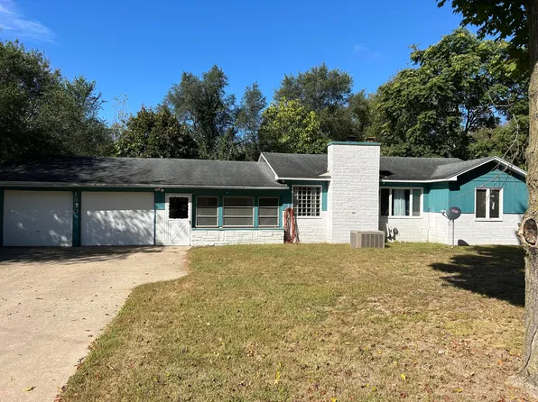 1830 Cherry Ln, Allegan, MI 49010