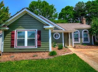 12108 Dolomite Dr, Pineville, NC 28134