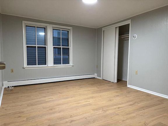 4th image of 214 Chambersburg St APT 3
