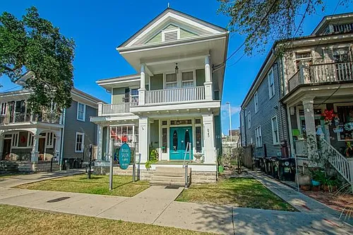 627 N Carrollton Ave Photo 1