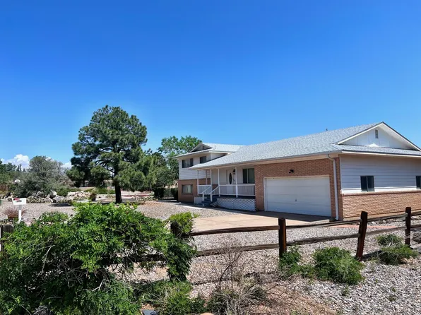 10008 Greene Ave NW, Albuquerque, NM 87114