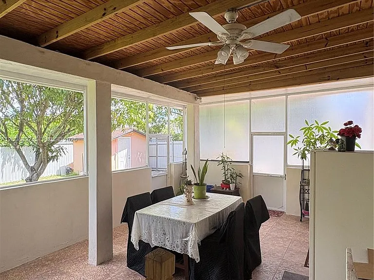 8581 SW 29th St — Photo 18