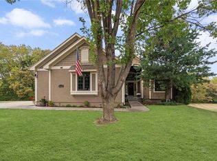 17624 Riverbend Rd, Kearney, MO 64060