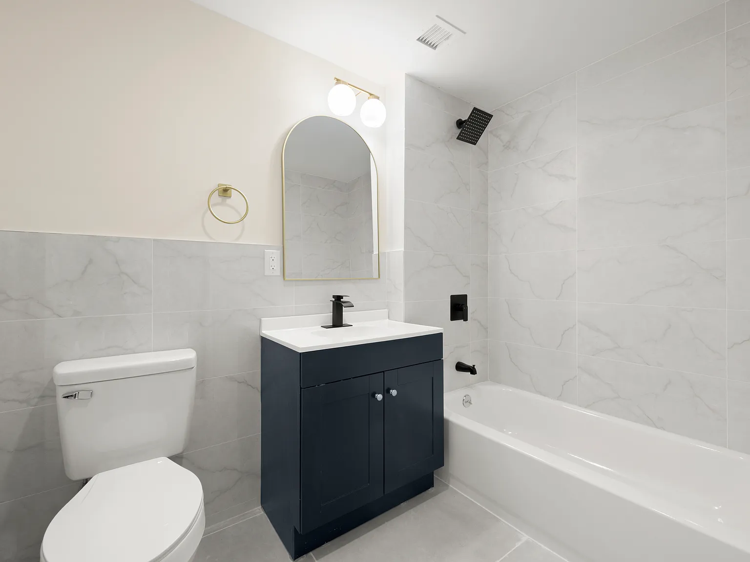 1 bed, 1.0 bath, $2,734 — Photo 3