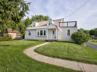 5114 Newburg Rd, Rockford, IL 61108