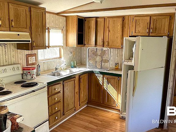 3rd image of 9535 Redfish Dr