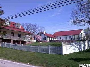 1050 Yocumtown Rd, Etters, PA 17319