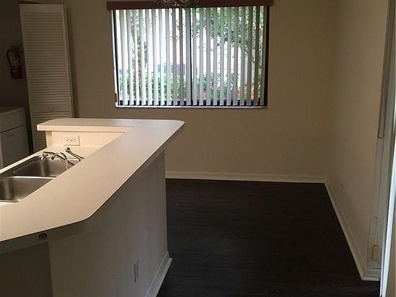 5th image of 191 Bennington Dr #123