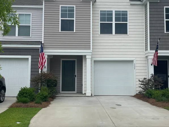 135 E Sunrise Ln, Summerville, SC 29486