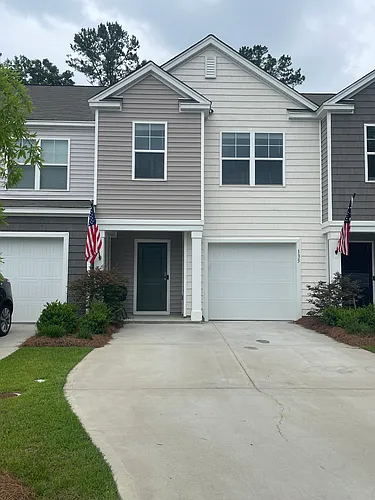 135 E Sunrise Ln Photo 1