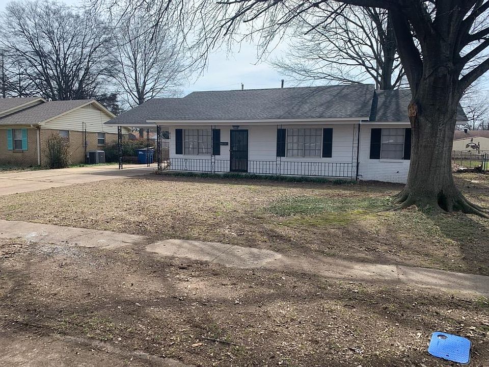 1st image of 814 Briarcliff Rd