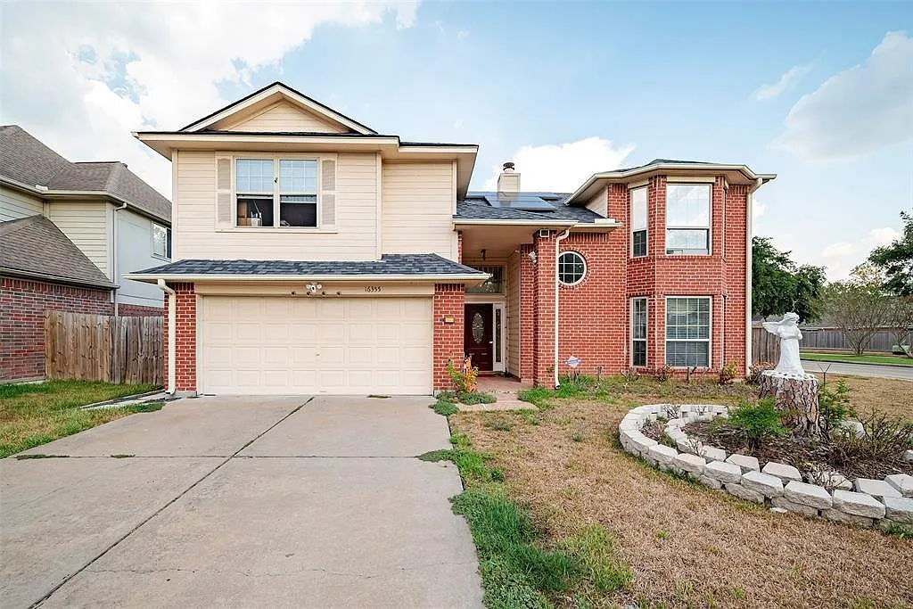 4 bed, 2.5 bath, 2058 sqft, $2,150 — Photo 1