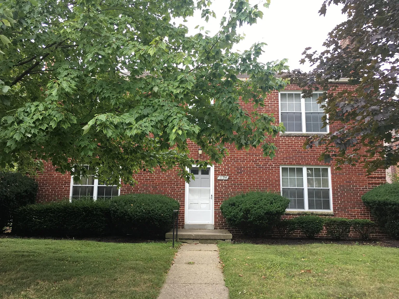 1134 S Cassingham Rd — Photo 2