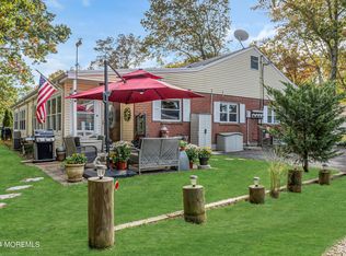 8C Willow Street, Toms River, NJ