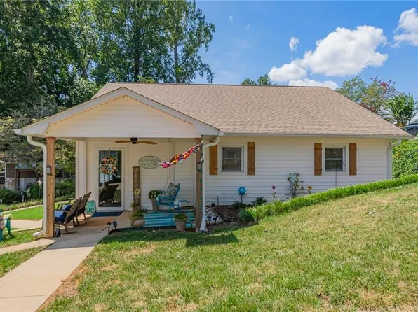 765 Hickory Point Dr, Lexington, NC 27292