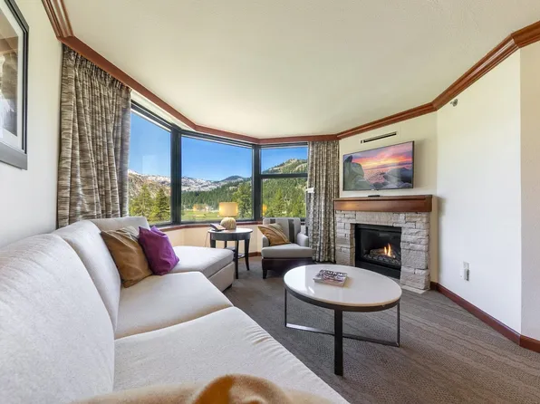400 Resort Rd #208, Olympic Valley, CA 96146