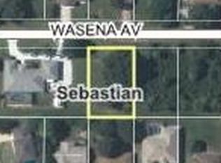 881 Wasena Ave, Sebastian, FL 32958
