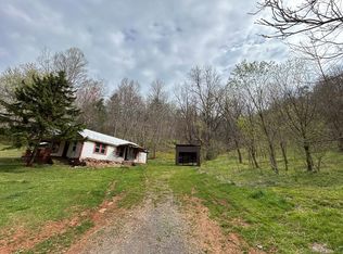 22207 N Bone Hollow Rd, Damascus, VA 24236