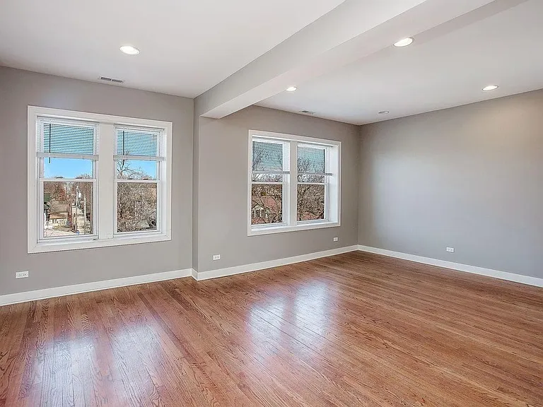 3911 W Addison St #3A — Photo 3