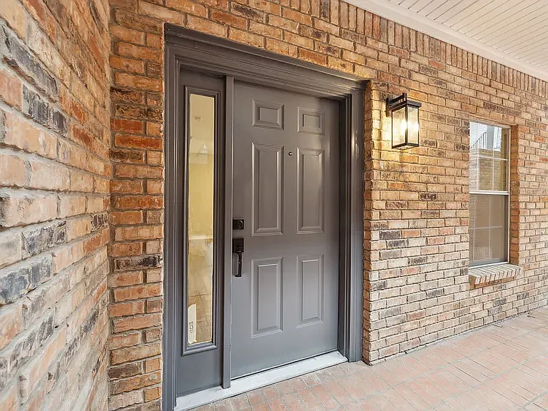 2 bed, 1121 sqft, $2,250 — Photo 4