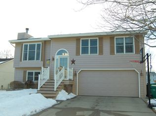 170 3rd St, Waukee, IA 50263