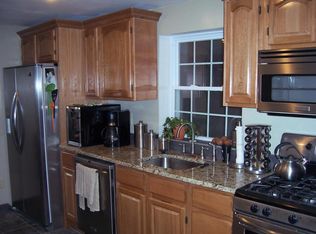 113 Farnsworth Ave, Bordentown, NJ 08505