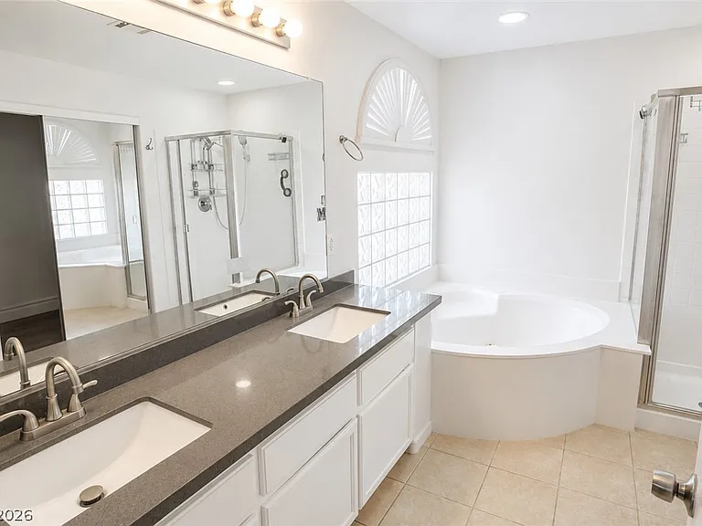 9682 Driftwood Island Ct — Photo 10