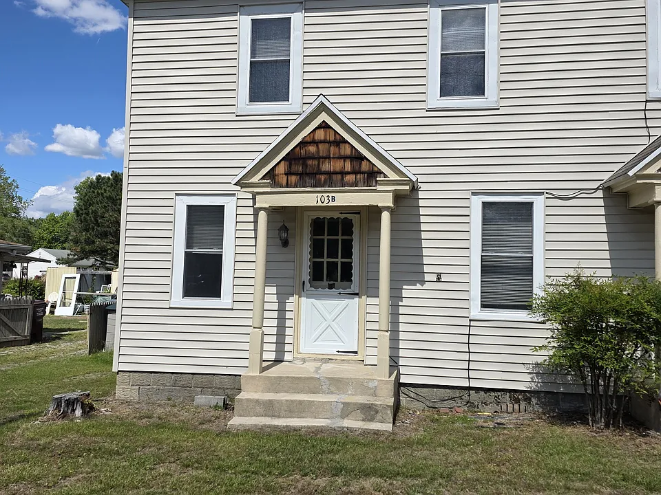 103 W Main St Apt B