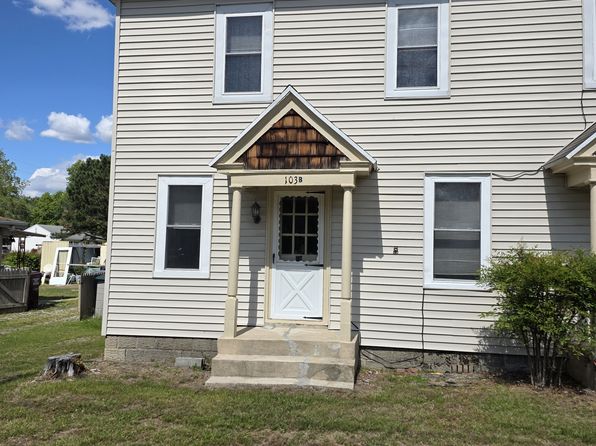 103 W Main St APT B