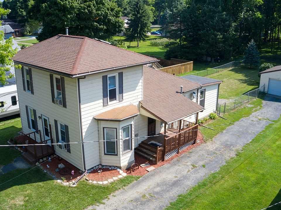 1st image of 203 N Hillsdale St
