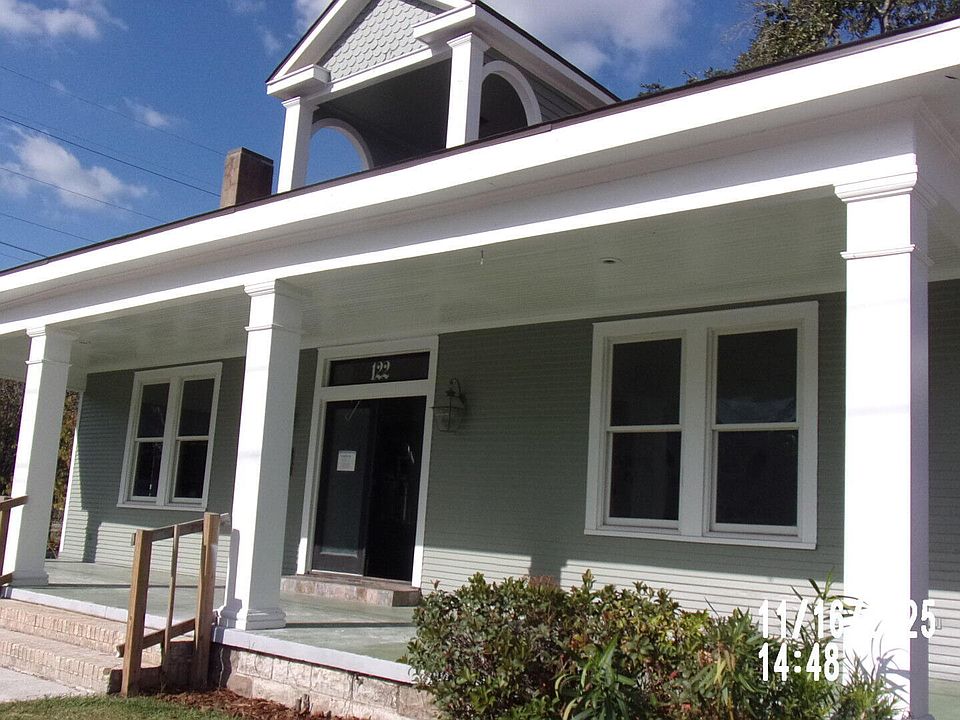 1st image of 122 W Port St