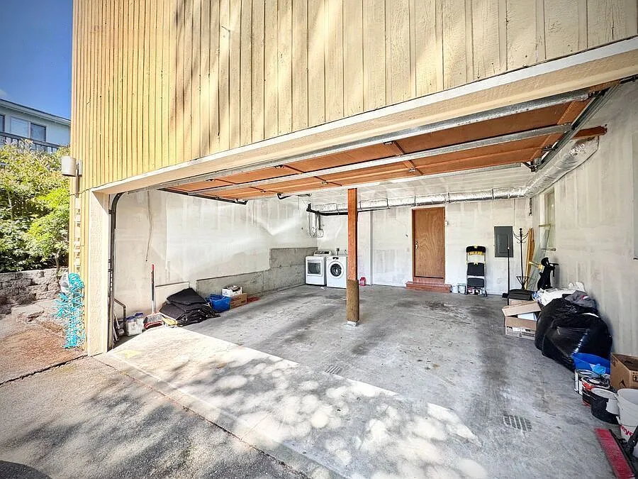 2 bed, 550 sqft, $1,400 — Photo 2