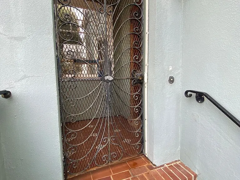 42 Castle Manor Ave — Photo 3