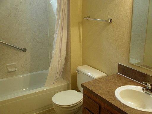 2nd image of 3001 W Alpine St APT 202