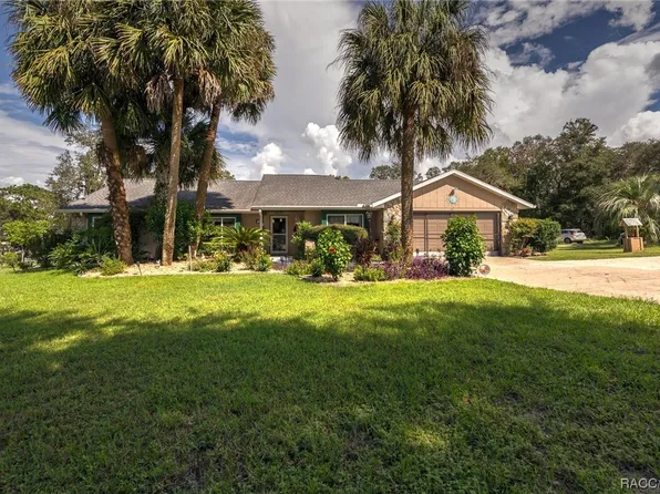 141 N Kensington Ave, Lecanto, FL 34461