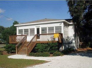 2306 Murray St, Edisto Island, SC 29438