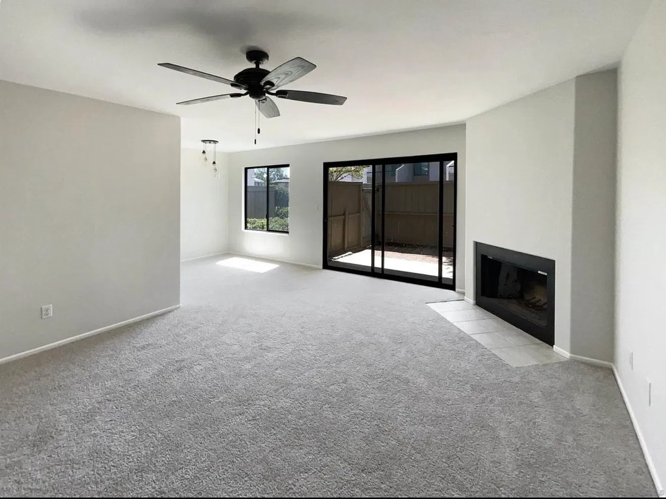 1 bed, 797 sqft, $2,300 — Photo 2