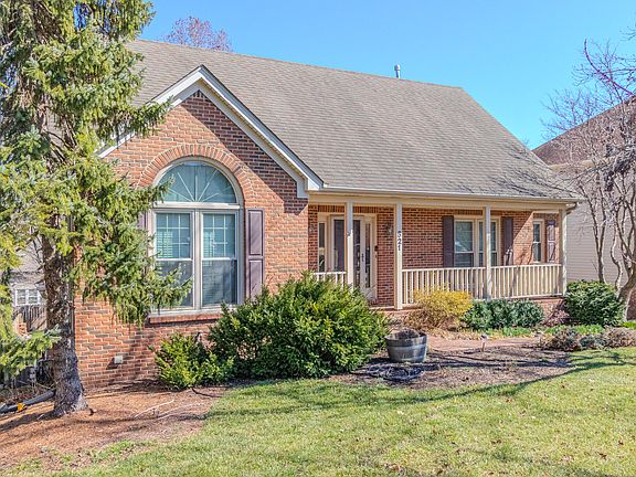 2nd image of 521 Ridgewater Ct