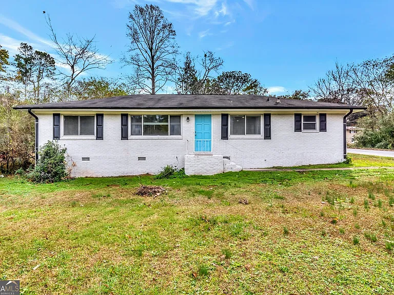 597 S Gordon Rd SW — Photo 24