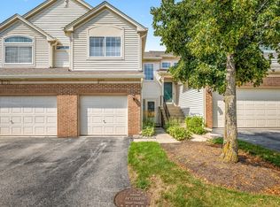 277 Nicole Dr UNIT D, South Elgin, IL 60177