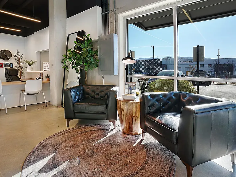 Leasing Office