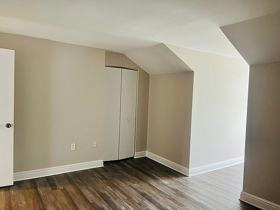 4th image of 1122 Sheffield St #201