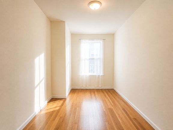 4th image of 813 Dekalb Ave APT 2F