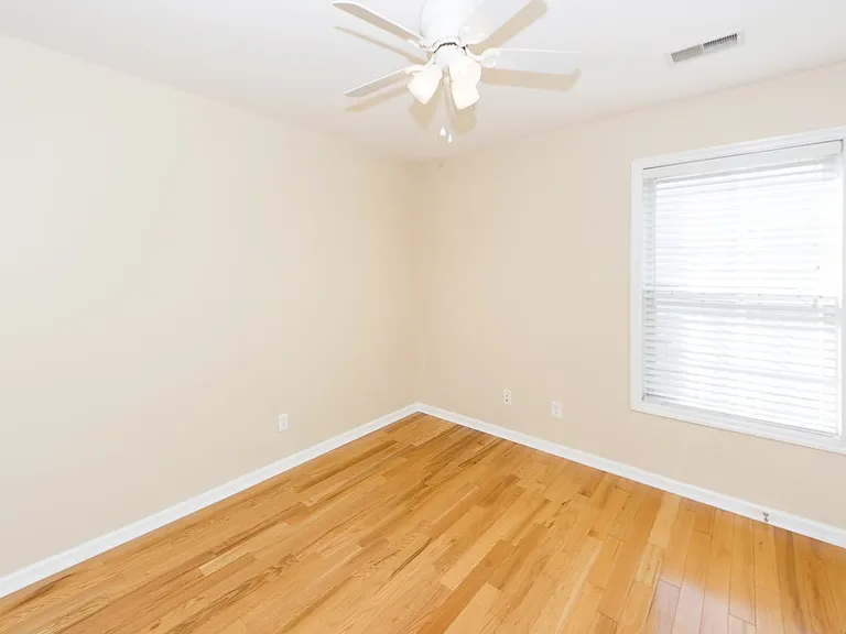 112 Tanglewood Cir — Photo 27