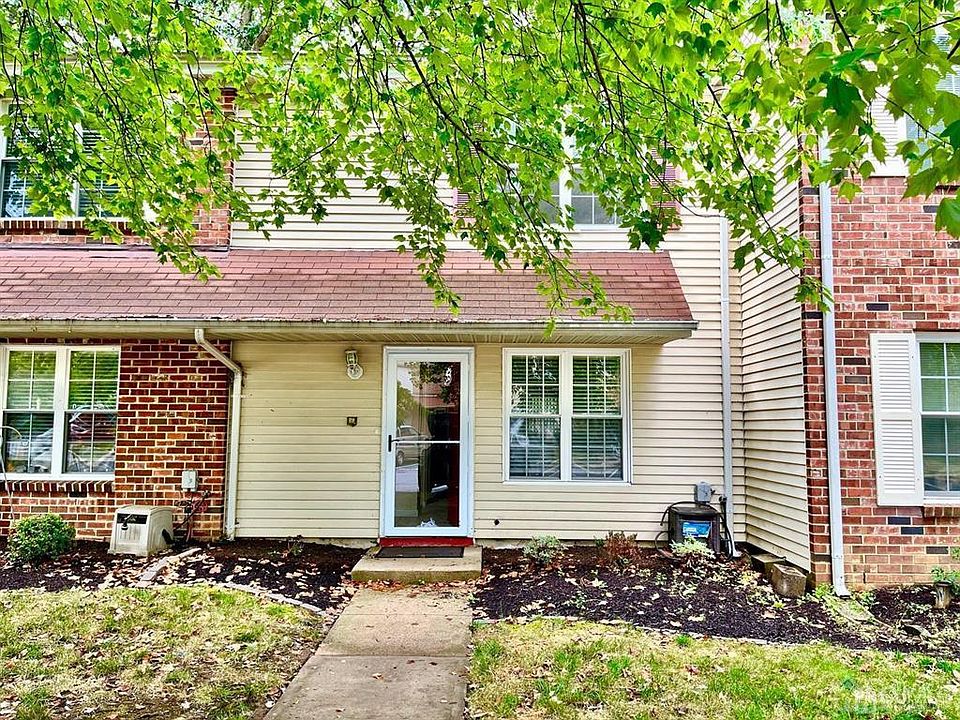 1st image of 223 Palombi Ct