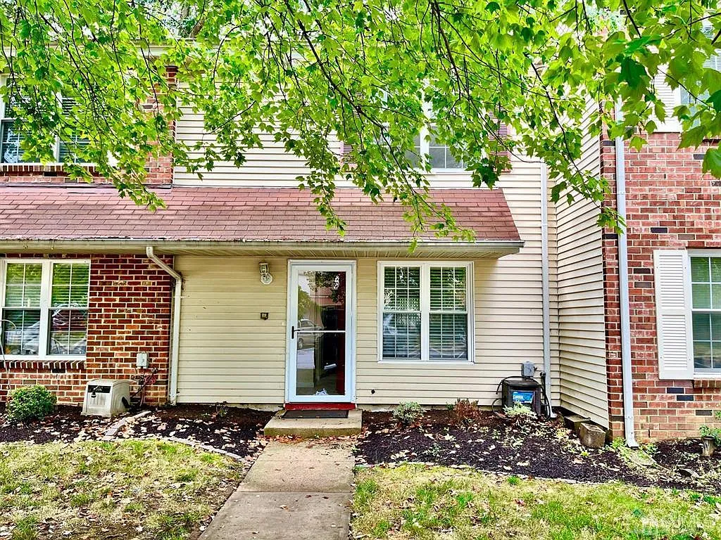 223 Palombi Ct photo 1