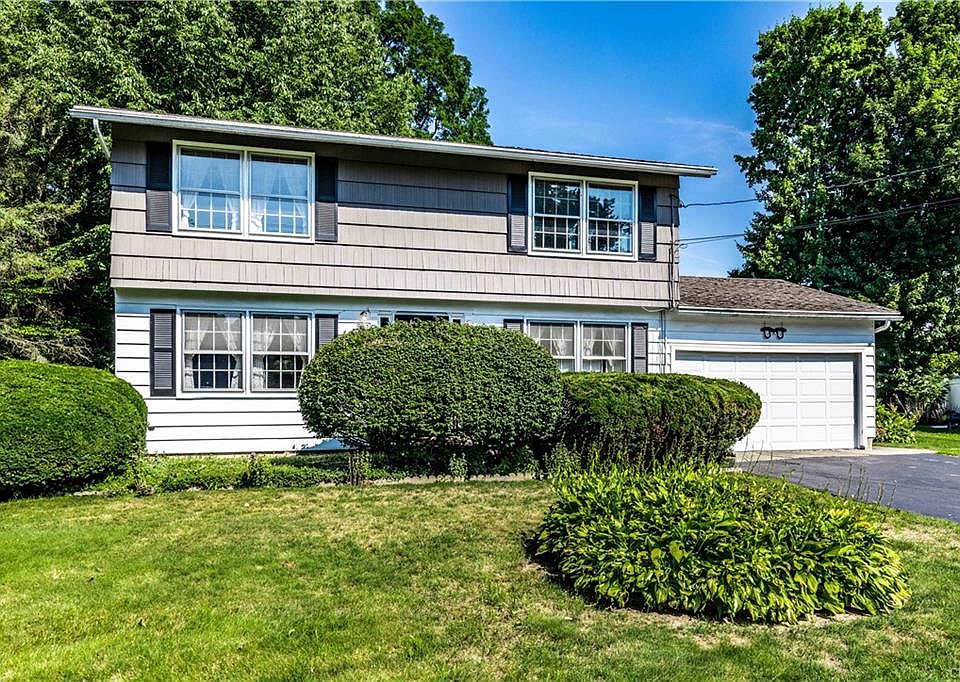 1st image of 113 Meadow River Dr
