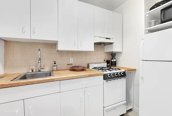 Rented by Corcoran | media 9