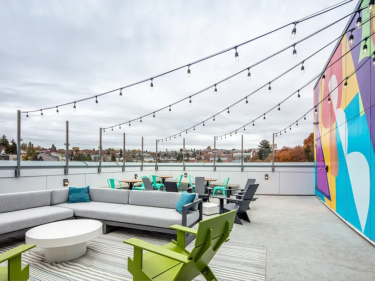 Muse on Main - Student Apartments — Photo 16