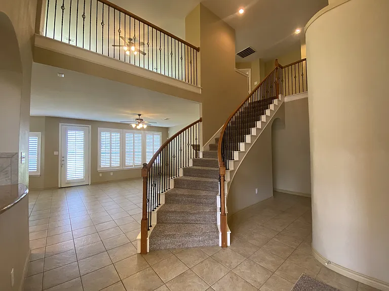 12273 Angelo Dr — Photo 4